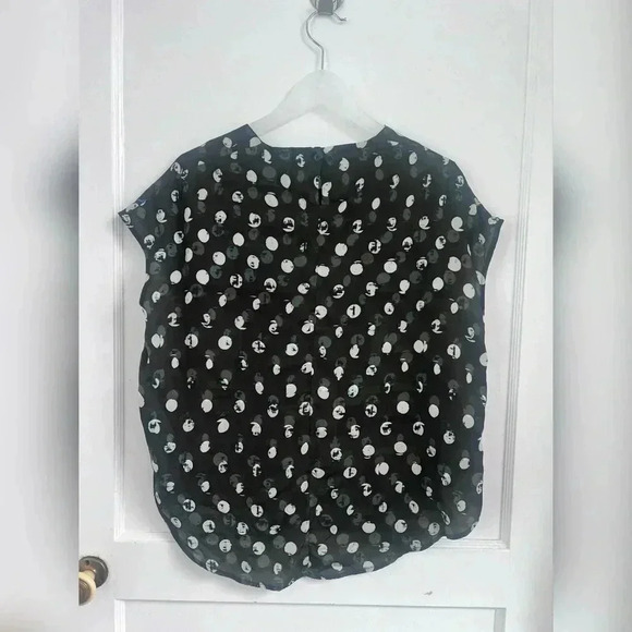 M.M. LaFleur The Didion 3.0 Top—
Eclipse Size XS - Picture 5 of 8